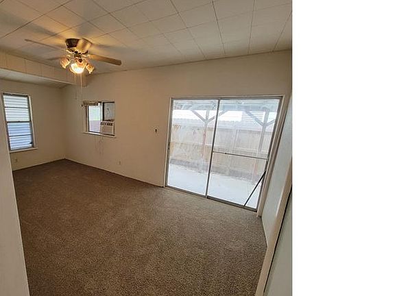 4th image of 4734 Larkspur Ln