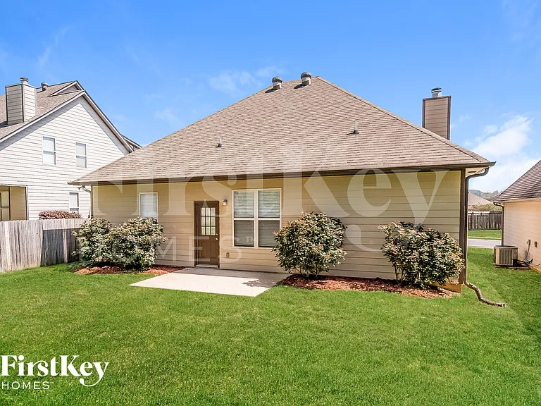 1256 Washington Dr — Photo 15
