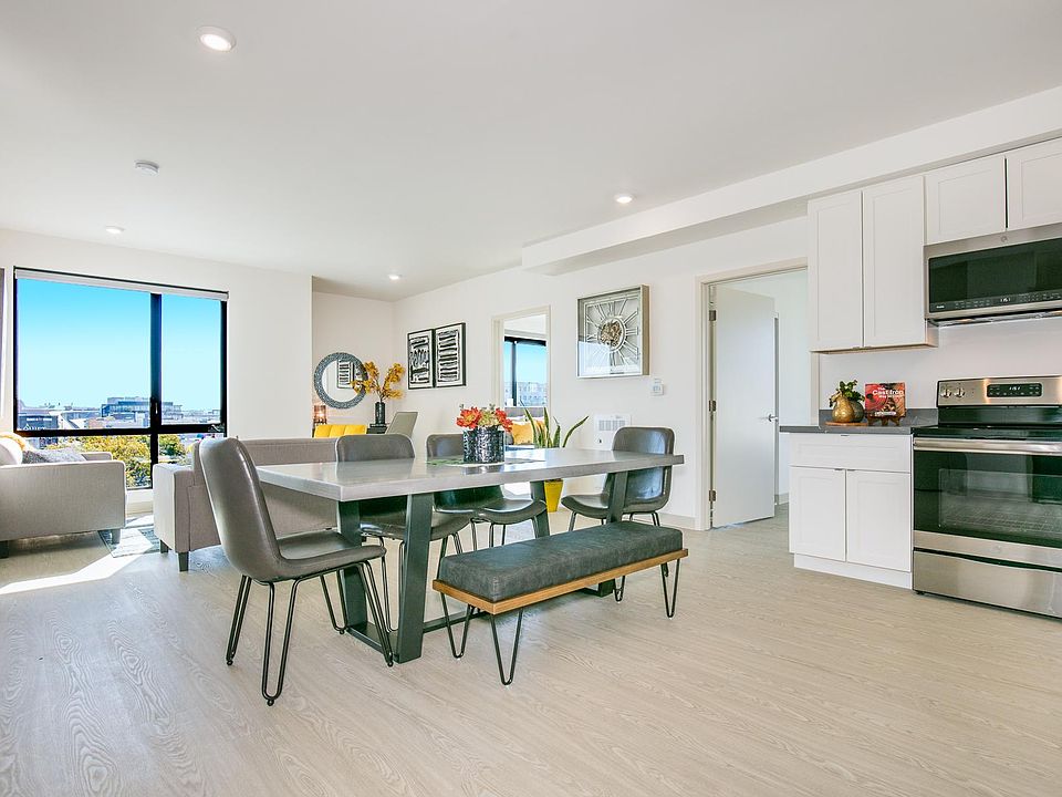 Model E-3:
3-bed | 2-bath