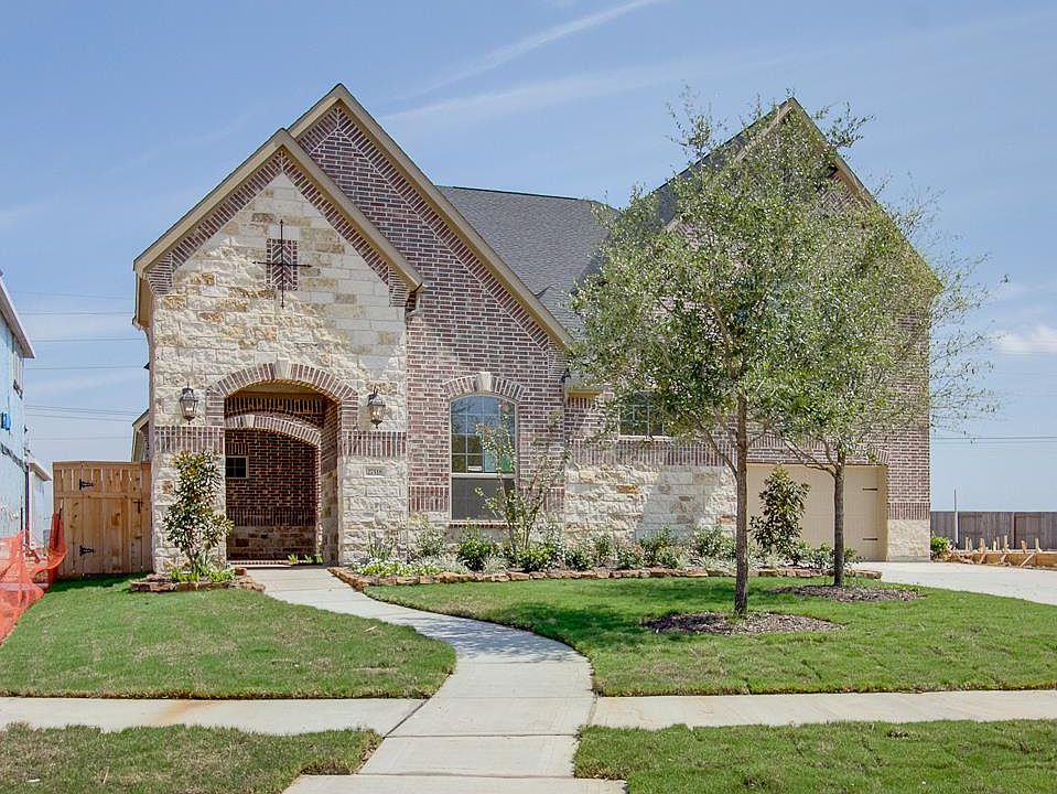 1st image of 27518 Lakeway Trail Ln