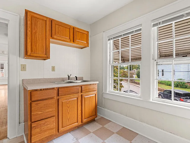 47 Monroe Pl #2 — Photo 20