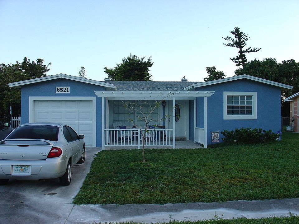 1st image of 6521 SW 9th Pl