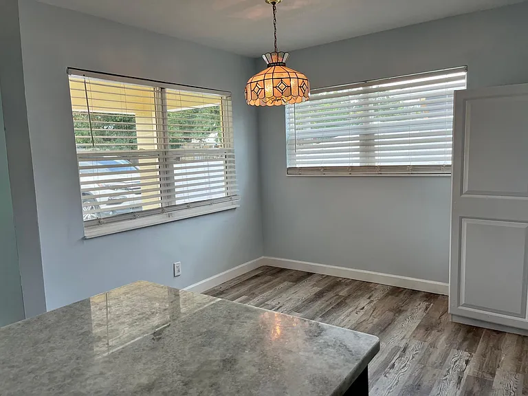 2301 Cluster Ave — Photo 7