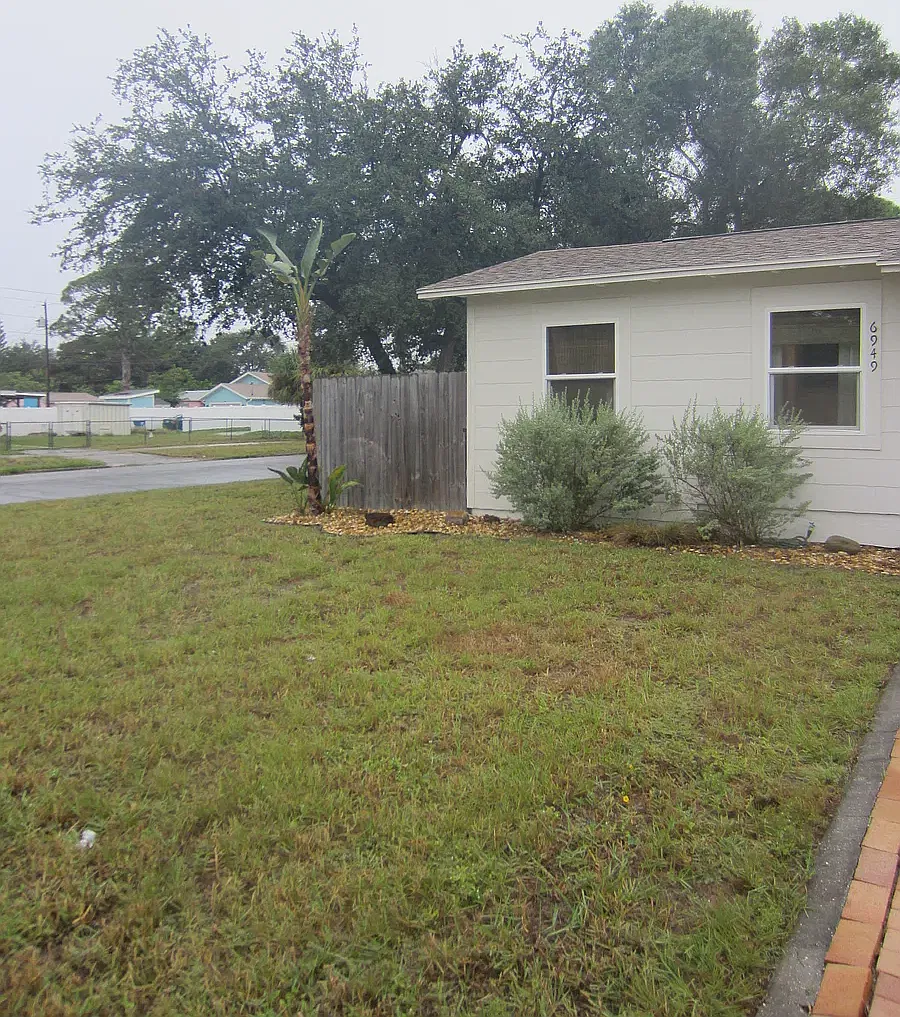 2 bed, 700 sqft, $2,100 — Photo 4
