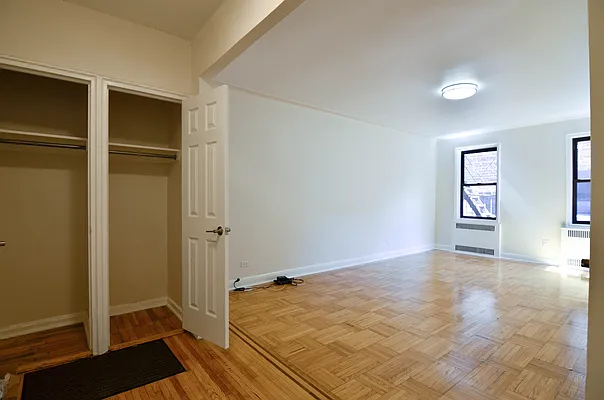 Rented by Living New York | media 2