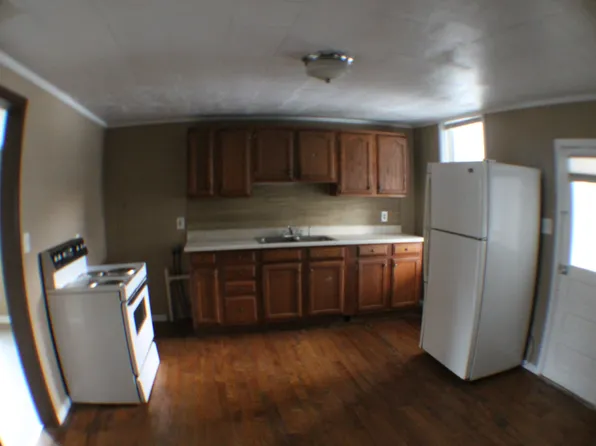 107 S Pawling St, Hagaman, NY