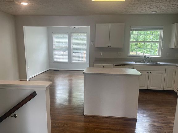 4th image of 2857 Piscataway Run Dr