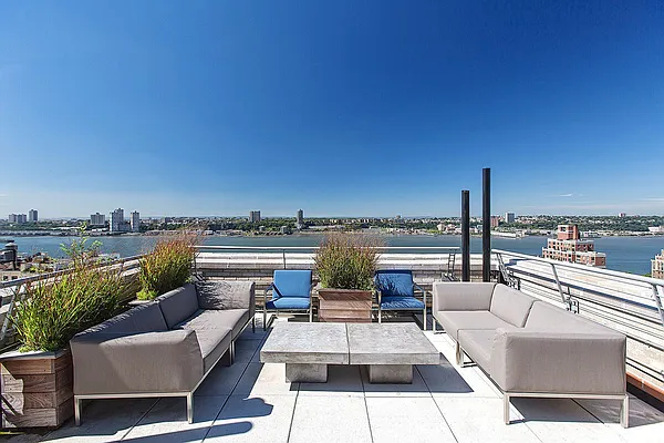 Rented by Stellar Management | media 2