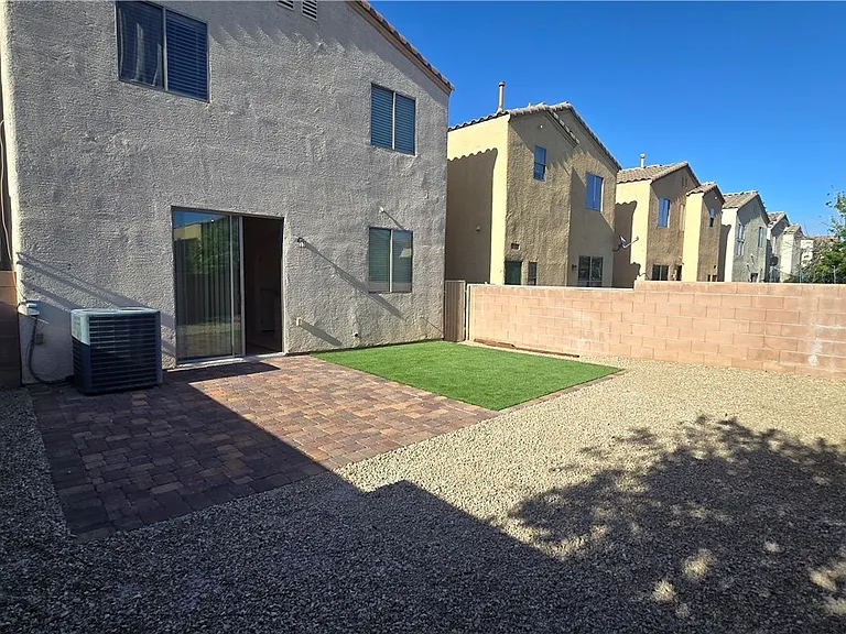 8229 Laredo St — Photo 20