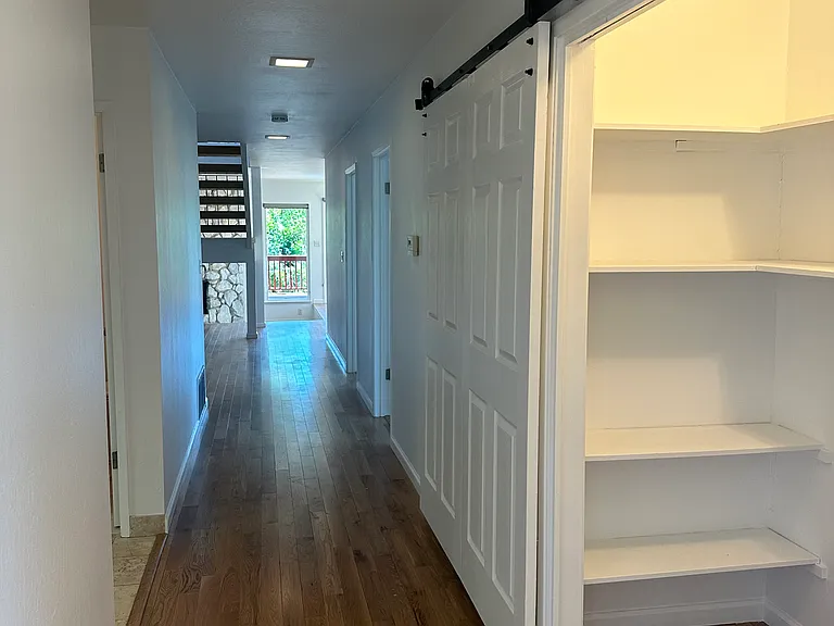 18 Pepper Way — Photo 41