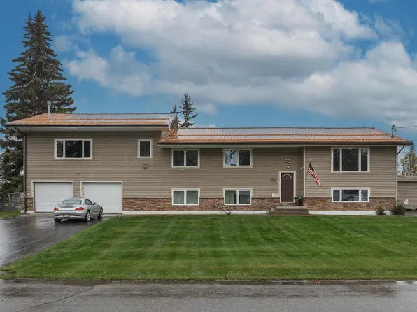 976 Coppet St, Fairbanks, AK 99709