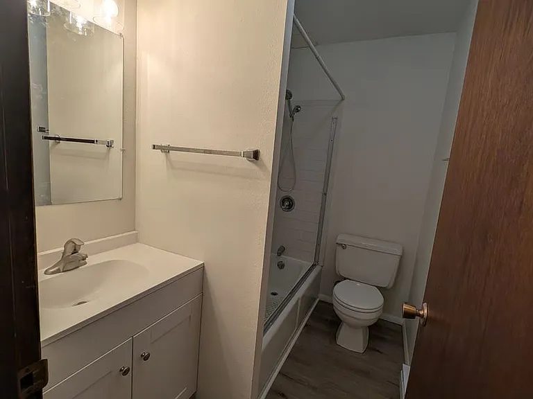 510 S 20th Ave #A-D — Photo 24