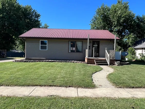 1008 E Lafayette Ave, Jacksonville, IL 62650