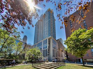 8 Park Rd #1711, Toronto, ON M4W3S5