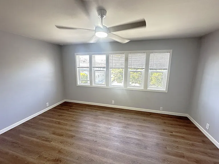 2500 Dana St — Photo 64