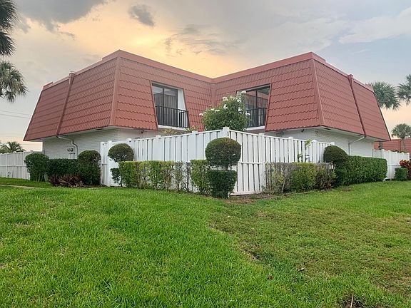 2nd image of 1425 SW 28th Ave #11C