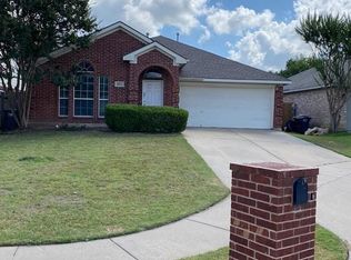 6802 Beverly Glen Dr, Fort Worth, TX 76132