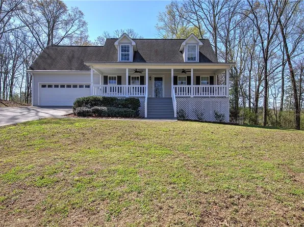 149 Hunters Trl, Calhoun, GA 30701