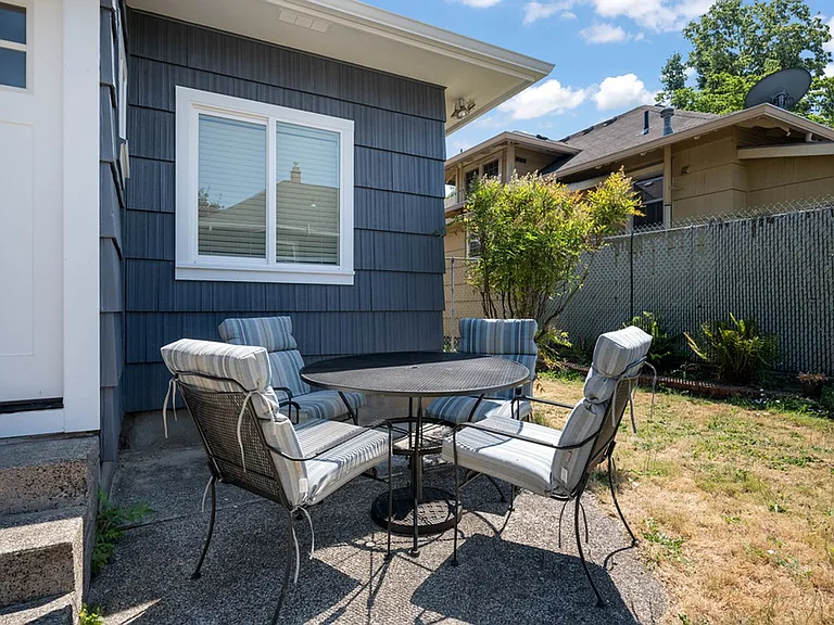 3233 SE 51st Ave — Photo 21