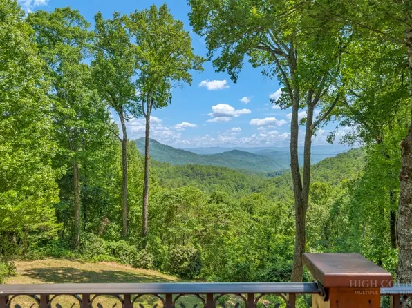 847 Old Orchard Road, Blowing Rock, NC 28605