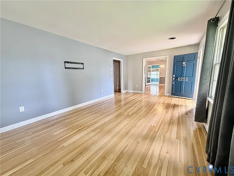 6255 Debora Dr — Photo 8