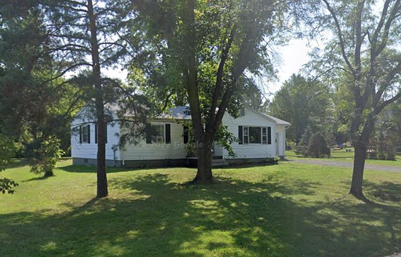 1st image of 106 Pondview Dr