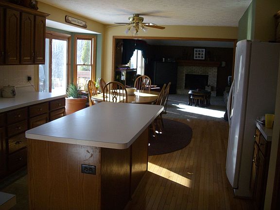 kitchen, into family room