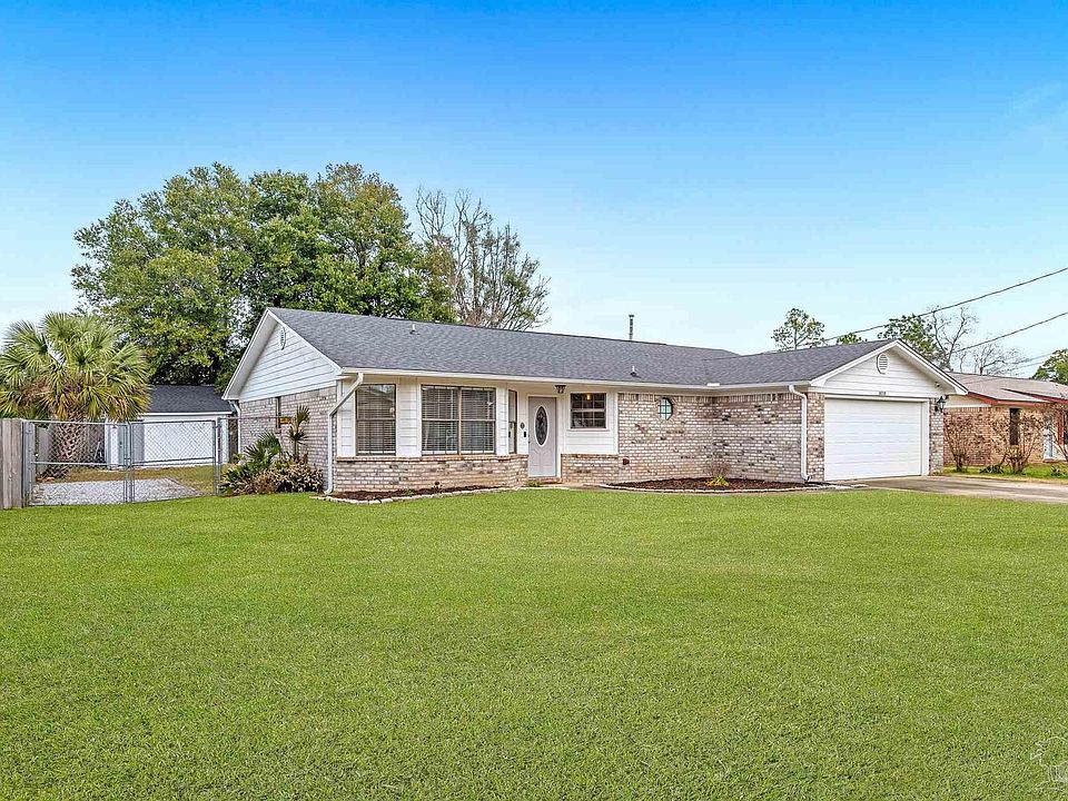 1st image of 10710 Willow Lake Dr