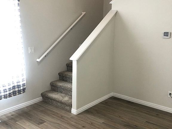 2nd image of 34 Mangum Cir Unit 1