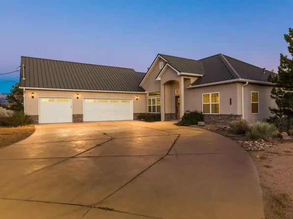 10516 Tally Ho Ave NW, Albuquerque, NM 87114