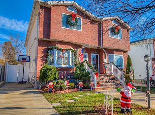 109 Burgher Ave, Staten Island, NY 10304