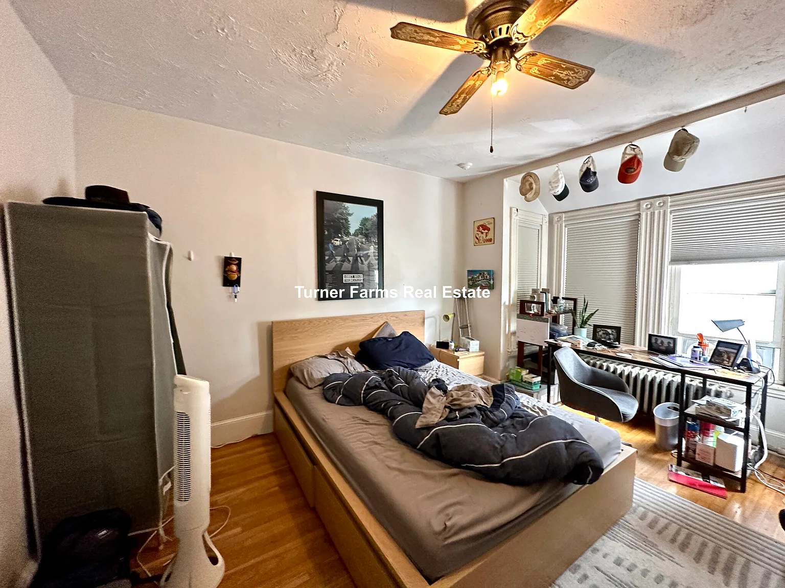 5 bed, 9999 sqft, $6,375 — Photo 4