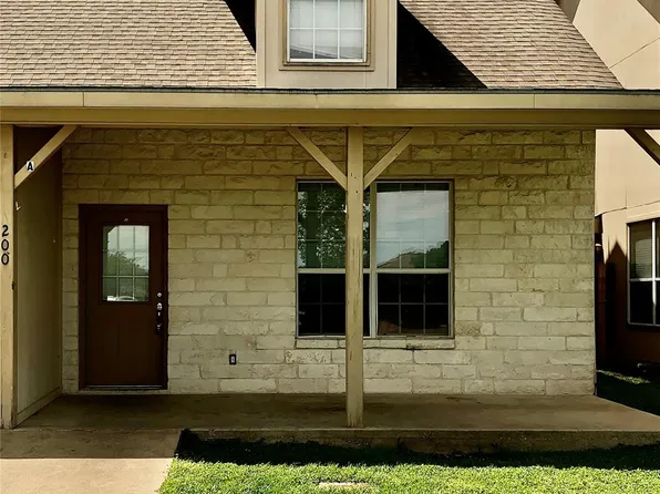 220 Sandstone Dr APT A, Jarrell, TX 76537