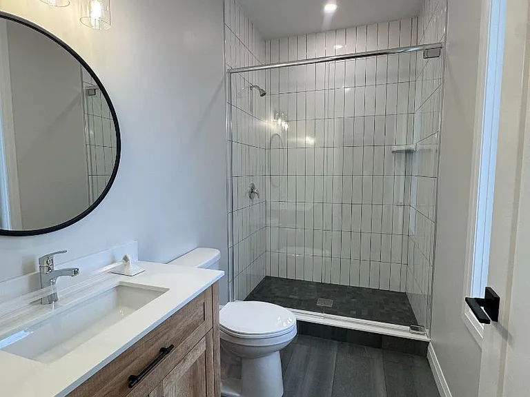 220 Greenwood Ave #1 — Photo 9