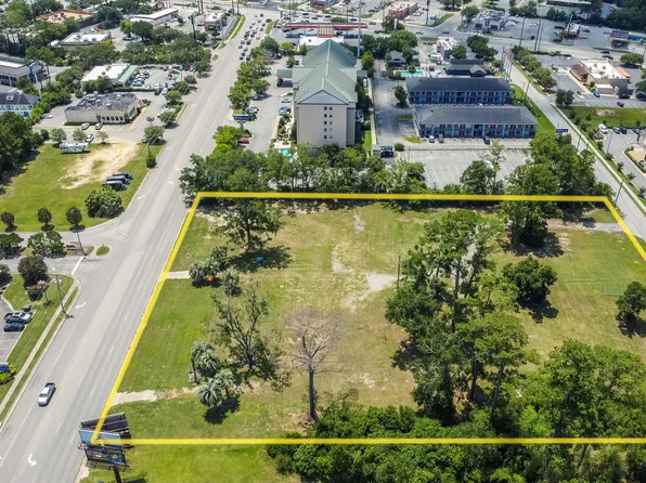 1705 Ellis Dr, Valdosta, GA 31601