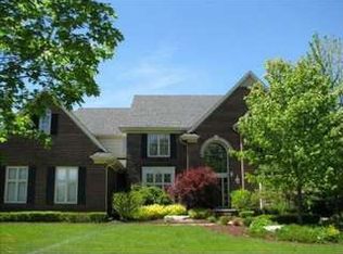 6754 Carlyle Xing, West Bloomfield, MI