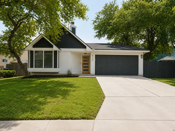 8434 Star Creek Dr, San Antonio, TX 78251