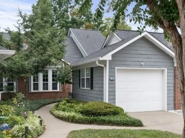 231 Green Harbor Rd APT 136, Old Hickory, TN 37138