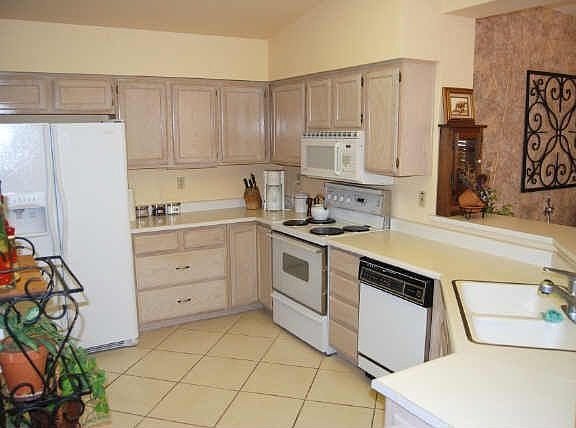 Open kitchen