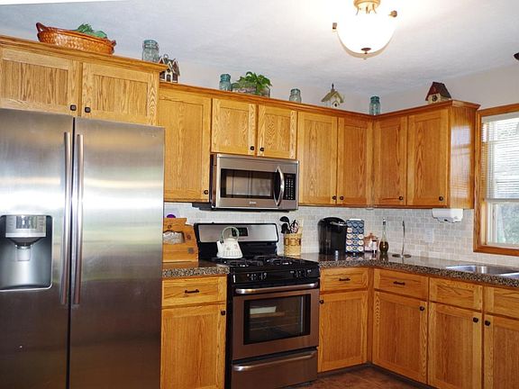 3rd image of 4108 Quail Run Dr