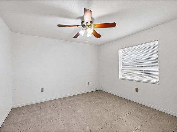 5th image of 428 Granada Blvd #C