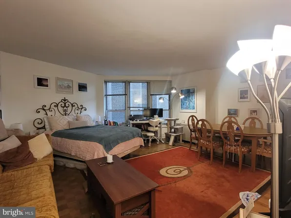 224 W Rittenhouse Sq #1003, Philadelphia, PA 19103
