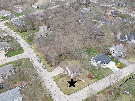 3rd image of 660 Sunset Dr