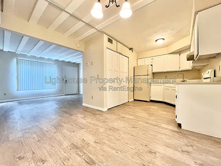10375 Portage Rd — Photo 4