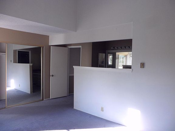 3rd image of 1555 Northrim Ct Unit 276