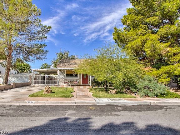 2nd image of 1254 Barnard Dr