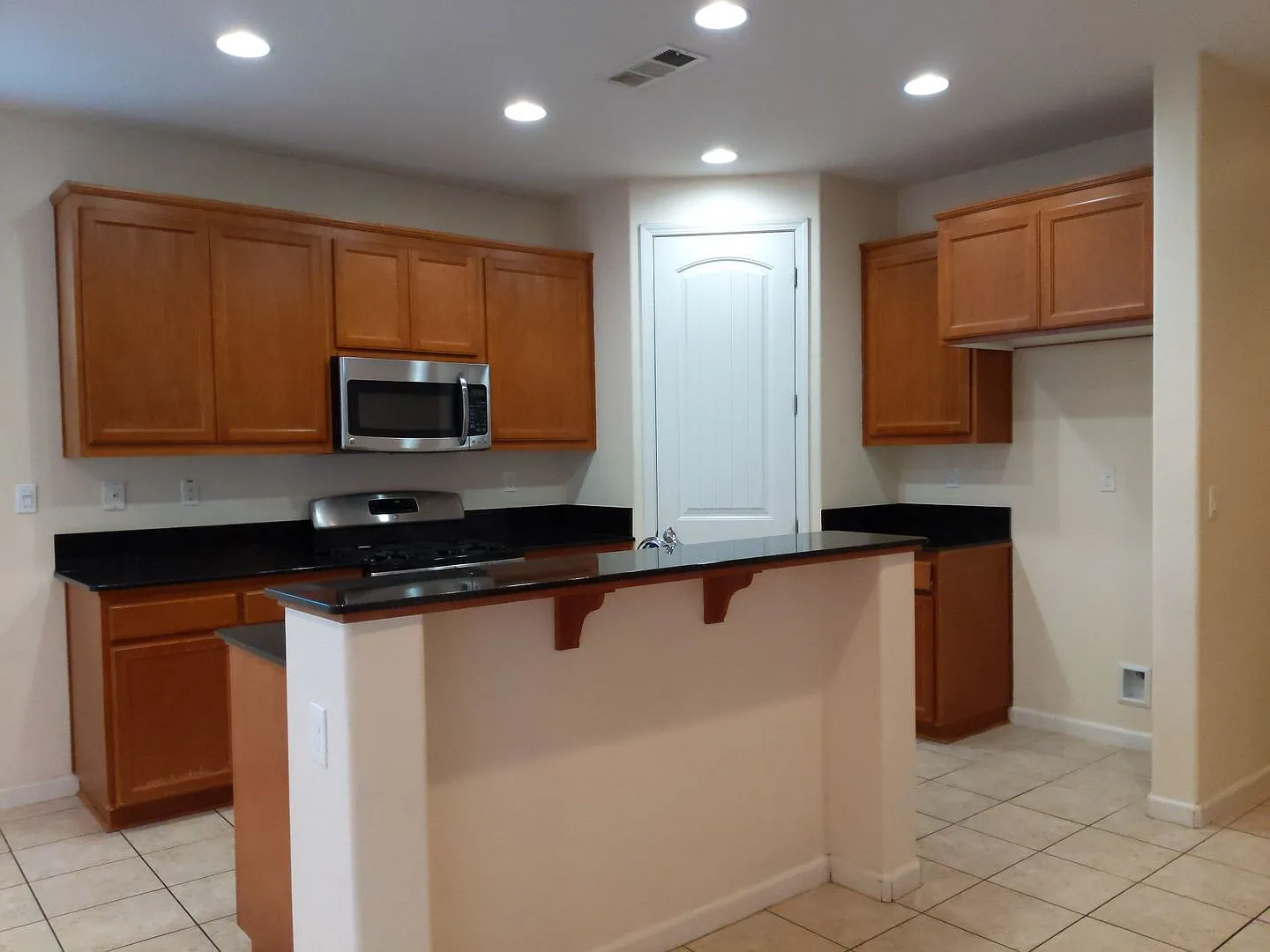 North Vacaville Location! — Photo 3