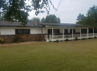 7123 Chrisman Dr, Ozark, AR 72949