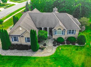 2801 Kickbush Dr, Valparaiso, IN 46385