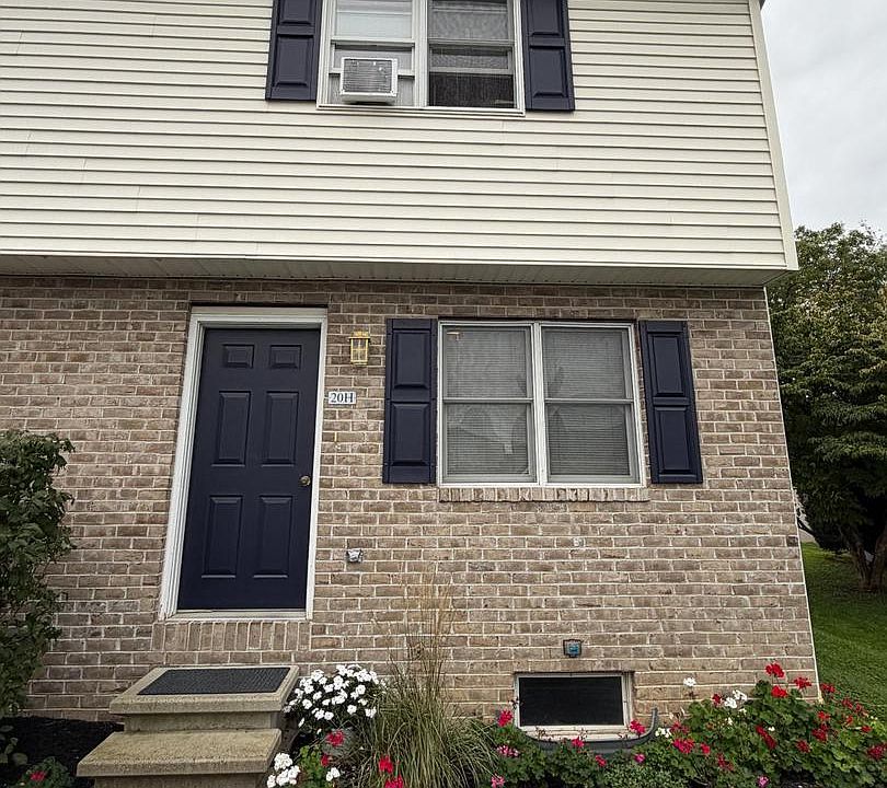 1st image of 20 Taylor Dr APT H